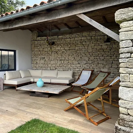 Maison Jasmin, Spacieuse, Avec Piscine Privee Chauffee *